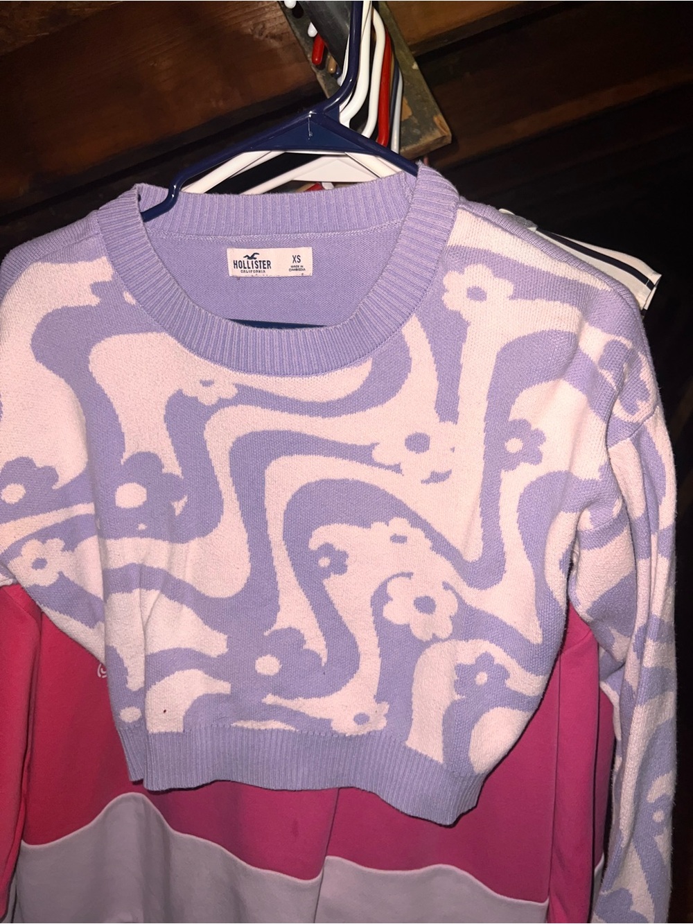 Hollister Lavender and Cream Floral Wave Crop Sweater